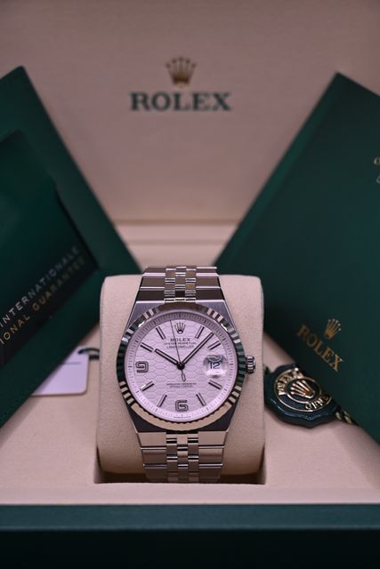 Rolex Land-Dweller 40 127334 Image 2